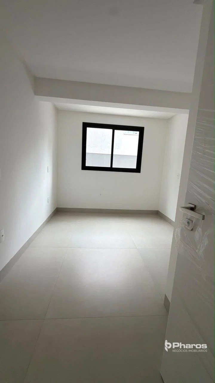 Miniatura 10