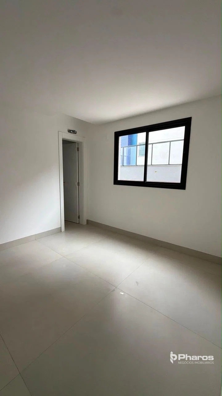 Miniatura 12